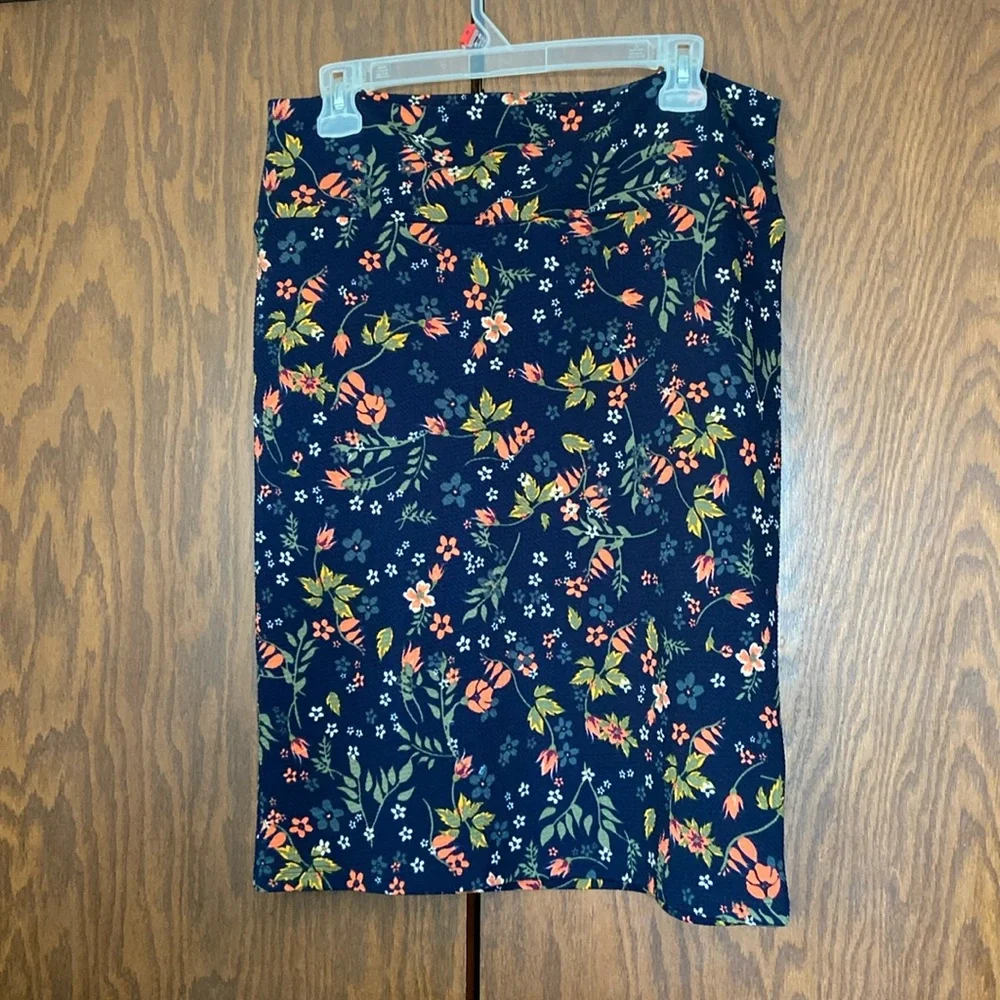 Floral Lularoe Pencil skirt - Picture 1 of 2